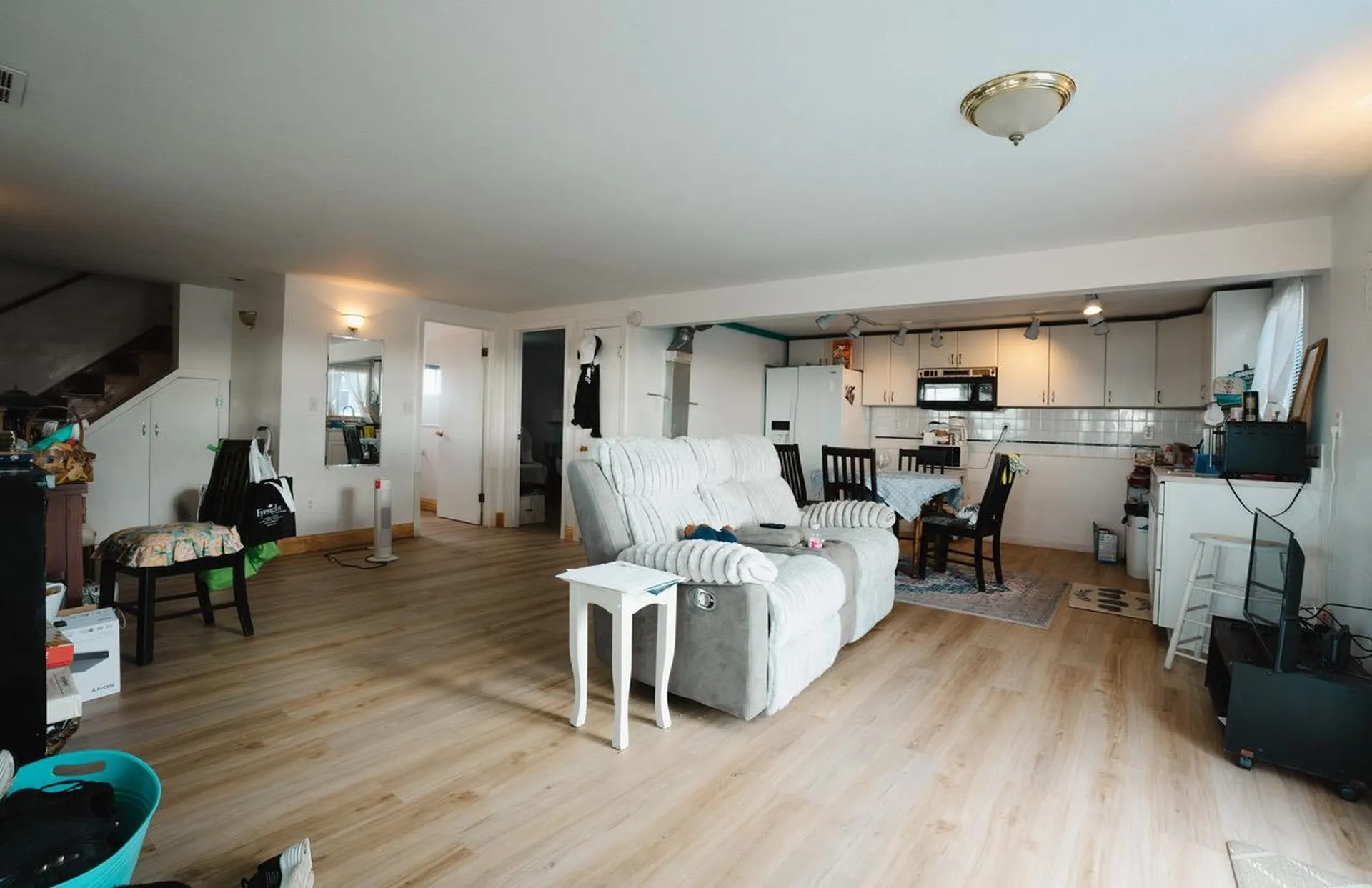 27 Perkins Avenue Hampton NH 03842