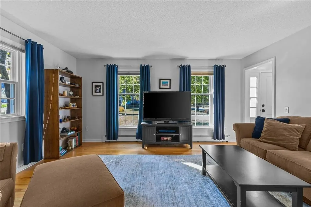 77 Maplewood Drive Shelburne VT 05482