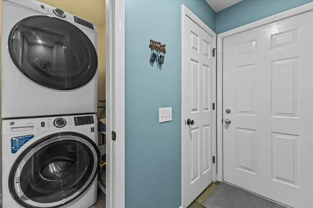 77 Maplewood Drive Shelburne VT 05482