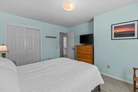 77 Maplewood Drive Shelburne VT 05482