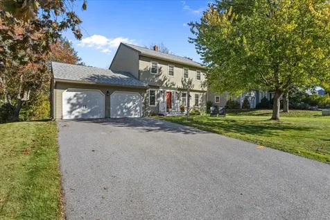 77 Maplewood Drive Shelburne VT 05482