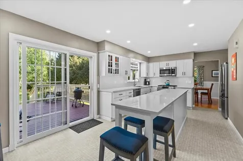 77 Maplewood Drive Shelburne VT 05482