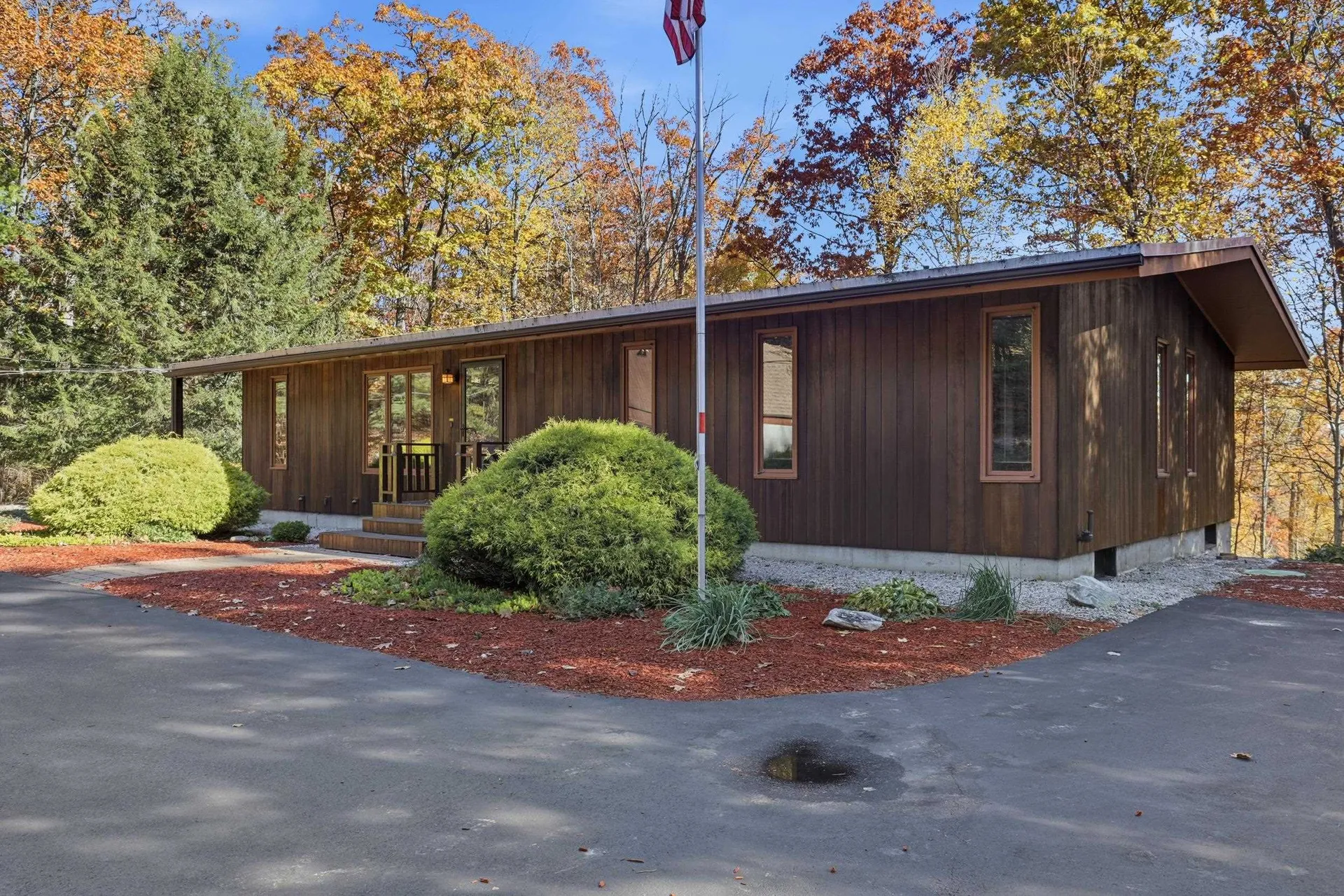 155 Londonderry Turnpike Hooksett NH 03106