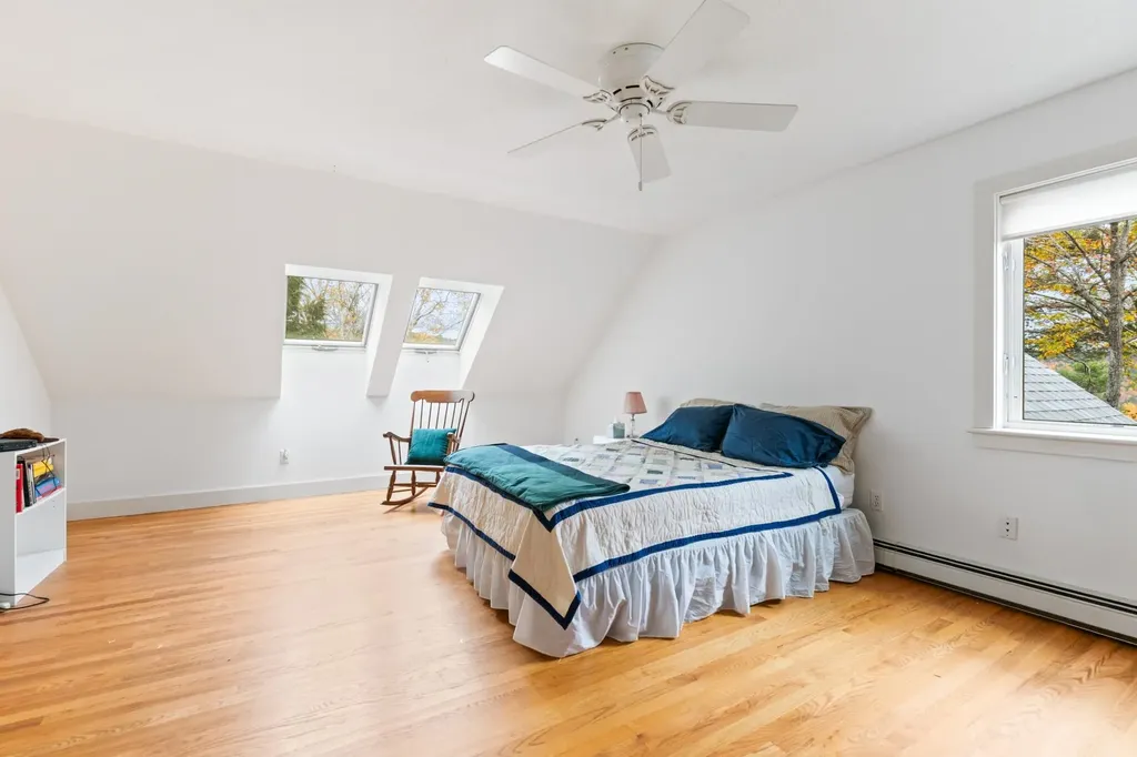 712 Sugarhouse Road New London NH 03257