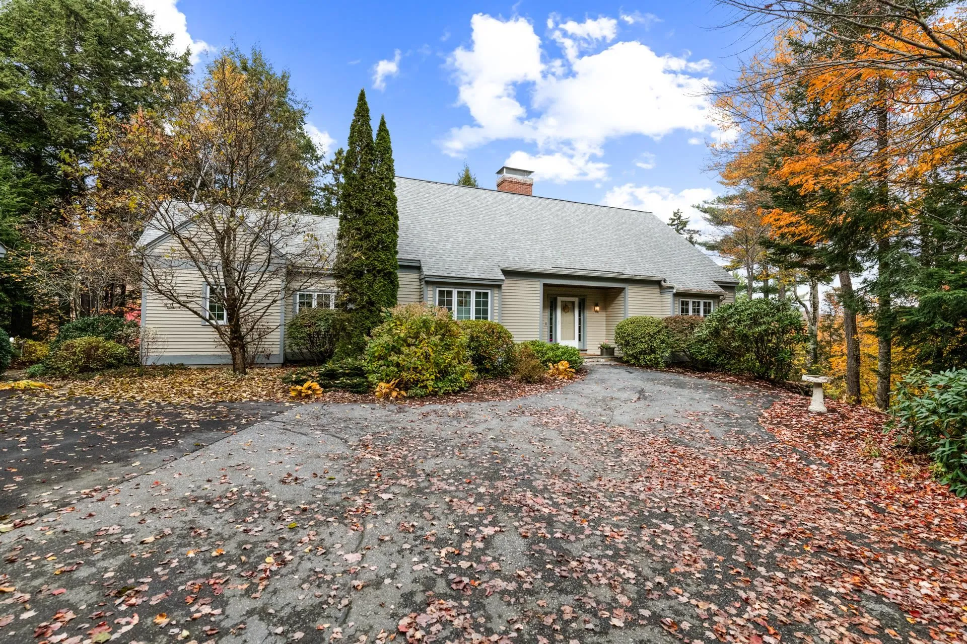 712 Sugarhouse Road New London NH 03257