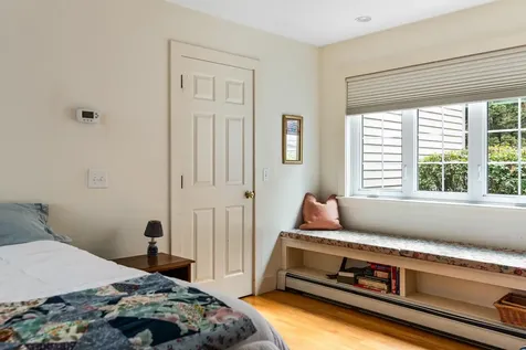 712 Sugarhouse Road New London NH 03257