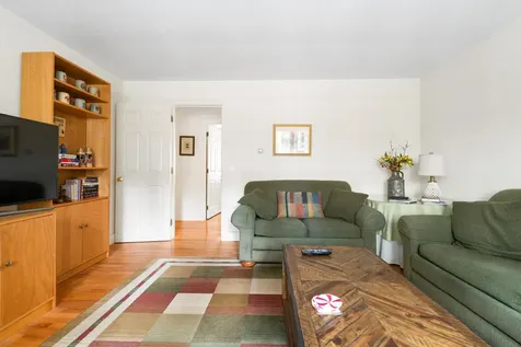 712 Sugarhouse Road New London NH 03257