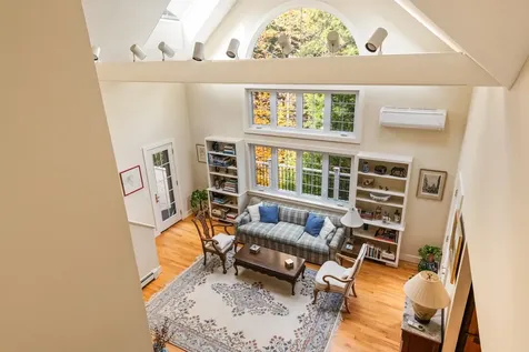 712 Sugarhouse Road New London NH 03257