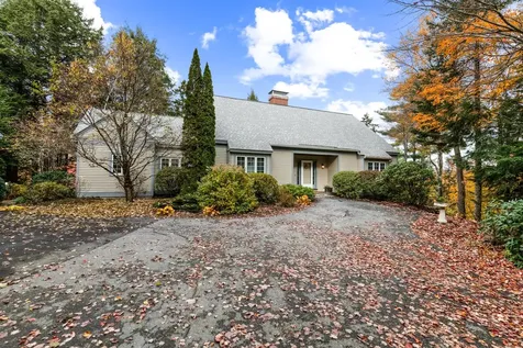 712 Sugarhouse Road New London NH 03257