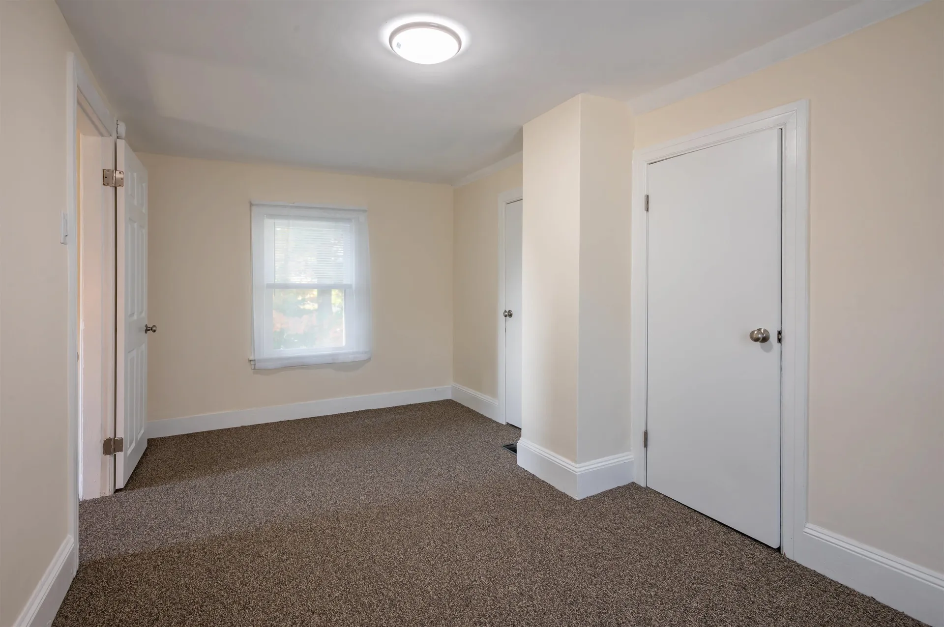 177 Chestnut Street Nashua NH 03060