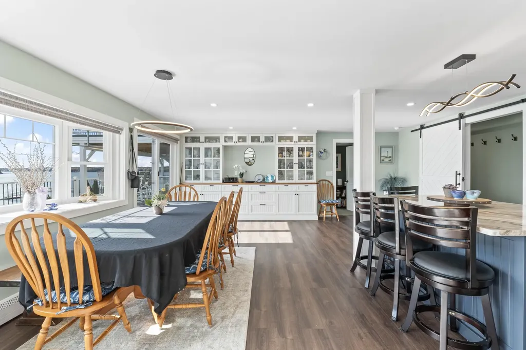 30 Cedar Point Road Durham NH 03824