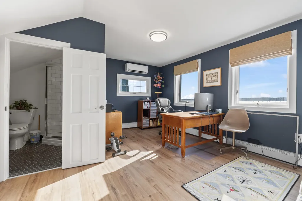 30 Cedar Point Road Durham NH 03824