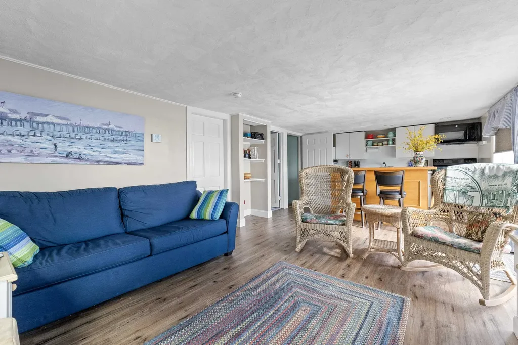 30 Cedar Point Road Durham NH 03824