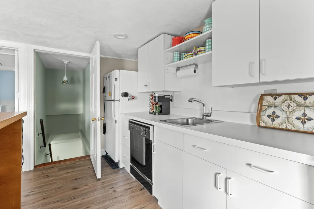 30 Cedar Point Road Durham NH 03824