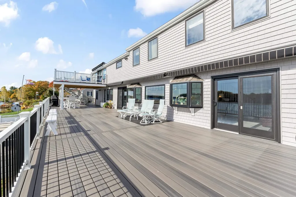 30 Cedar Point Road Durham NH 03824