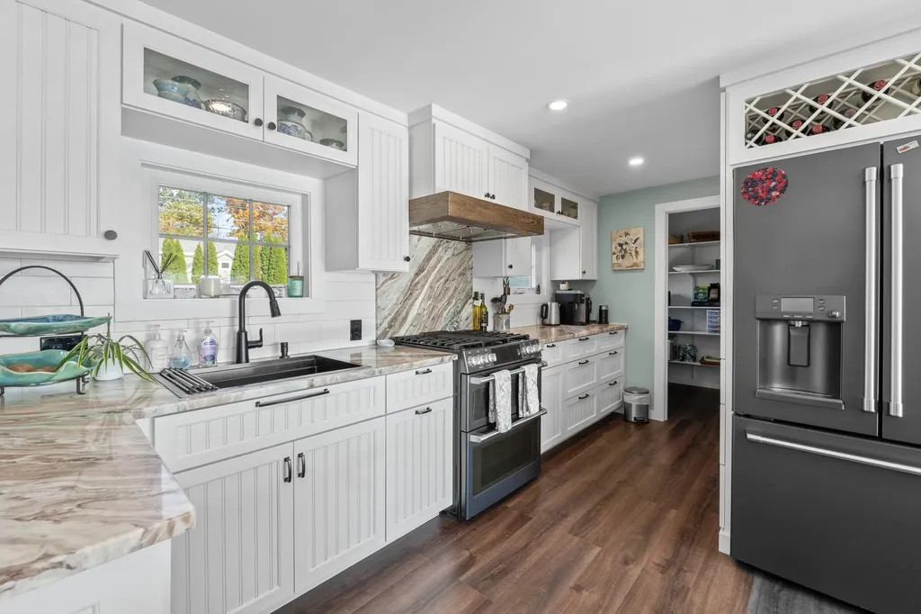 30 Cedar Point Road Durham NH 03824