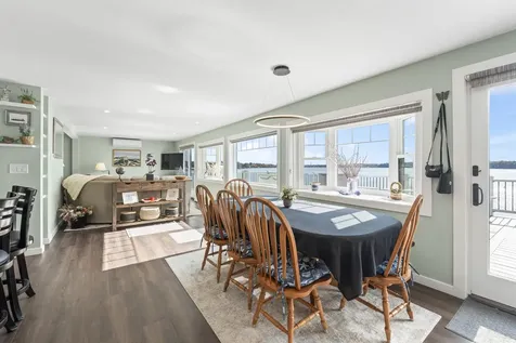 30 Cedar Point Road Durham NH 03824