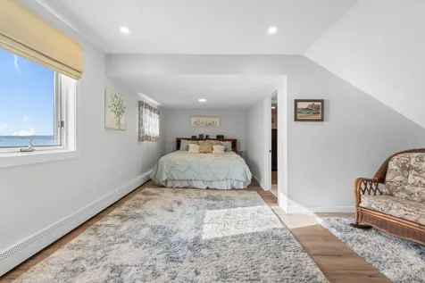 30 Cedar Point Road Durham NH 03824