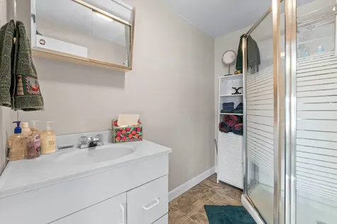 30 Cedar Point Road Durham NH 03824