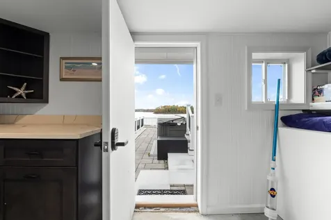 30 Cedar Point Road Durham NH 03824