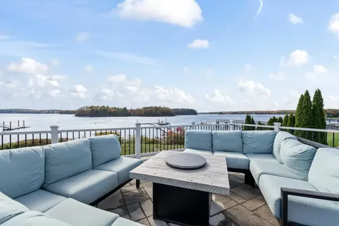 30 Cedar Point Road Durham NH 03824