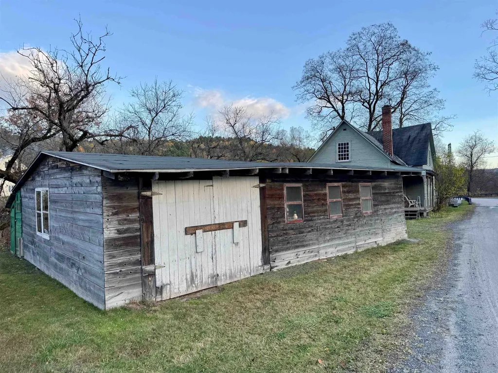 74 Chicken Farm Road Corinth VT 05040