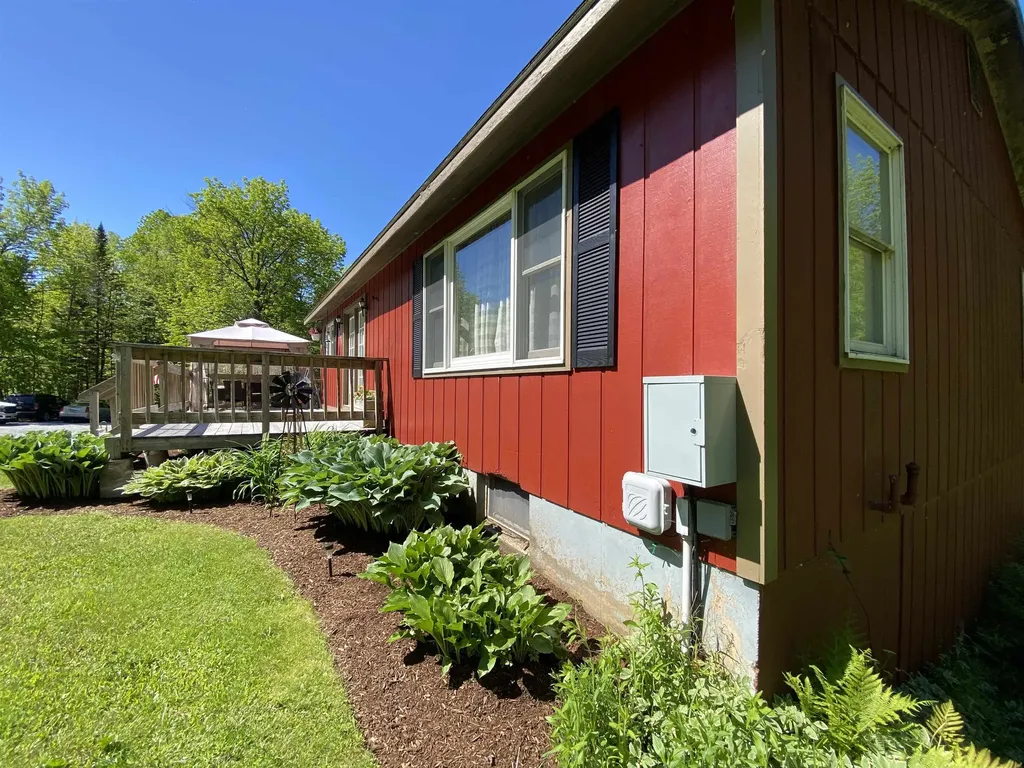 2016 Hinman Settler Road Derby VT 05829