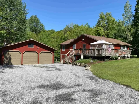 2016 Hinman Settler Road Derby VT 05829