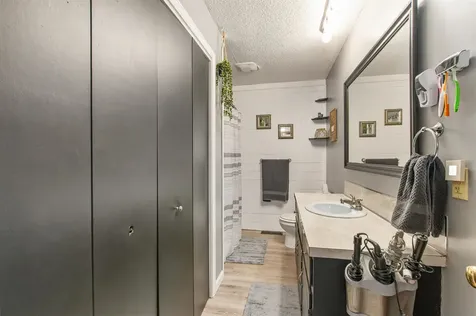 2016 Hinman Settler Road Newport City VT 05855