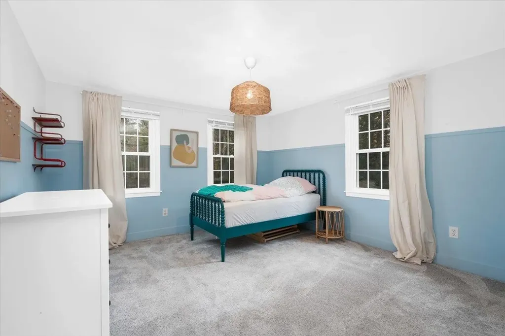 18 Storybrook Lane Amherst NH 03031