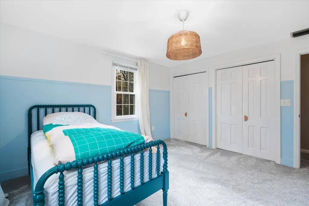 18 Storybrook Lane Amherst NH 03031