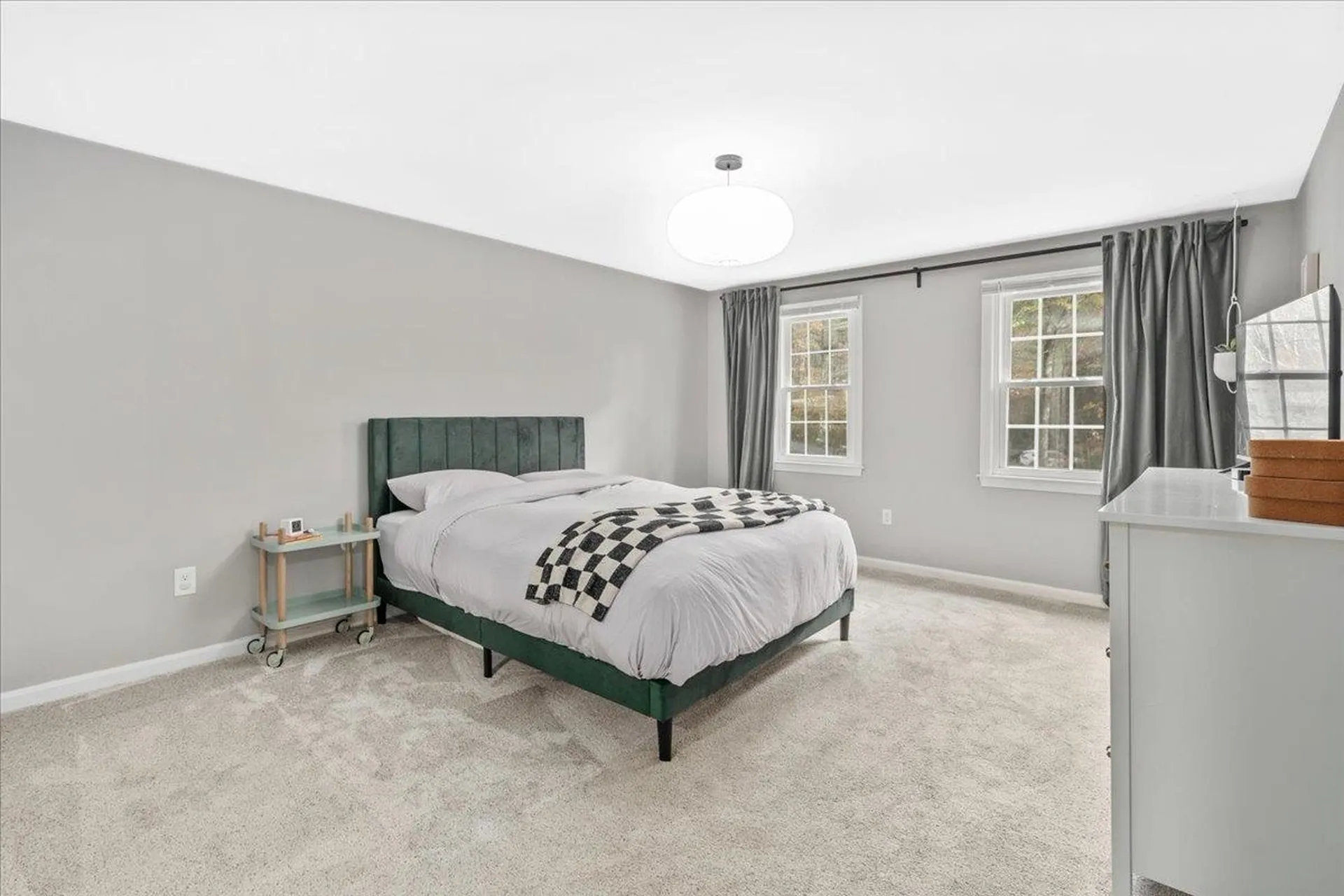 18 Storybrook Lane Amherst NH 03031