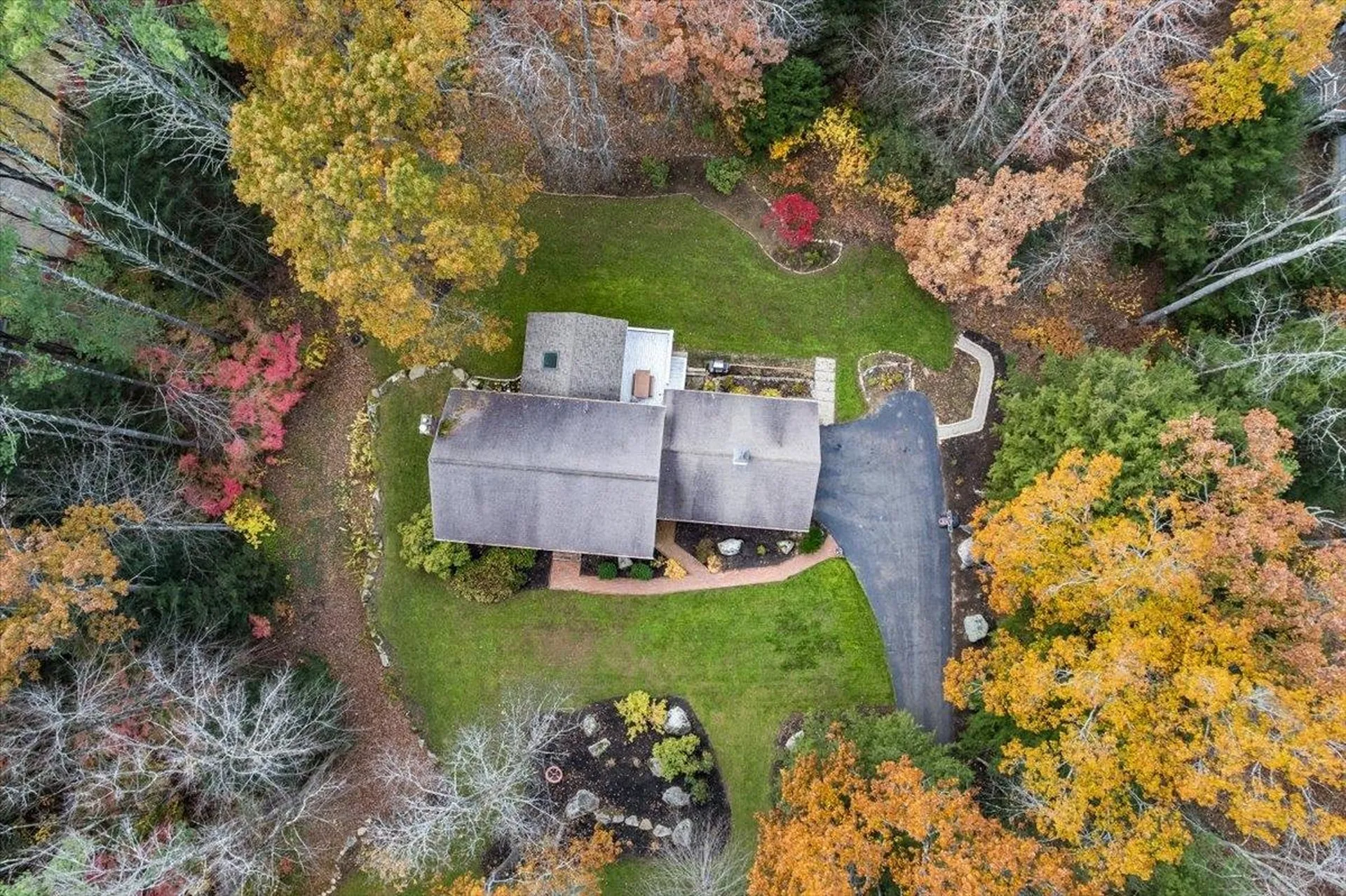 18 Storybrook Lane Amherst NH 03031