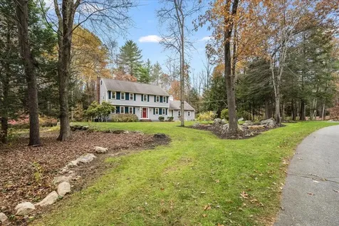 18 Storybrook Lane Amherst NH 03031