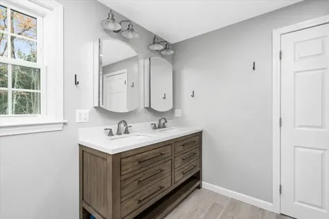 18 Storybrook Lane Amherst NH 03031