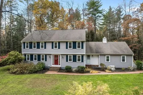 18 Storybrook Lane Amherst NH 03031