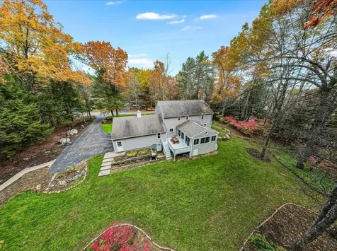 18 Storybrook Lane Amherst NH 03031