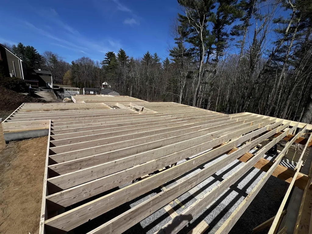 20 Hilliard Road Kensington NH 03833-5516