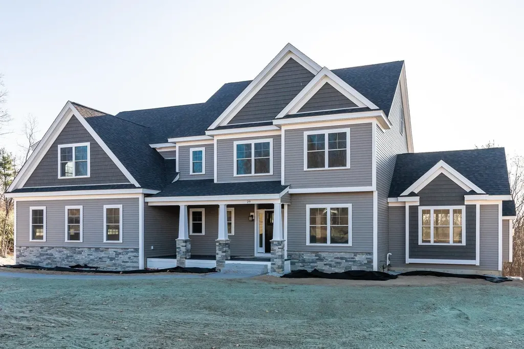 20 Hilliard Road Kensington NH 03833-5516