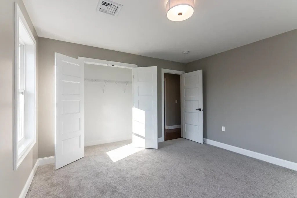 20 Hilliard Road Kensington NH 03833