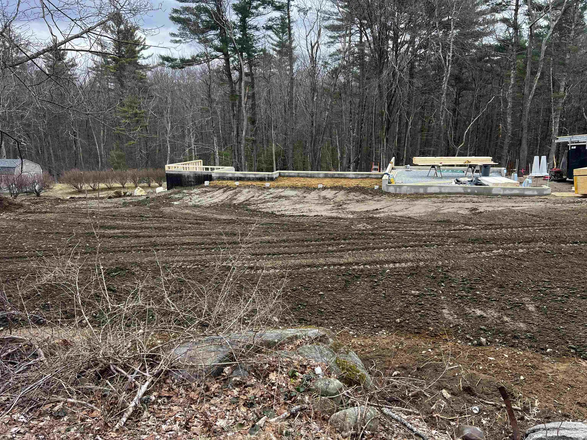20 Hilliard Road Kensington NH 03833-5516