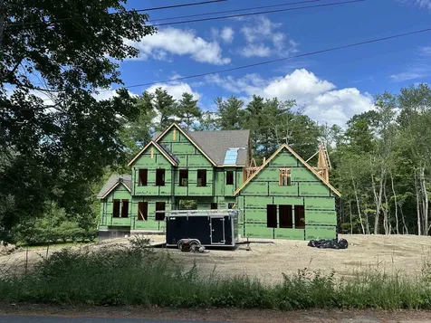 20 Hilliard Road Kensington NH 03833-5516