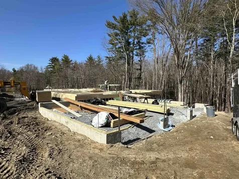 20 Hilliard Road Kensington NH 03833-5516