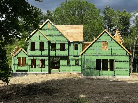 20 Hilliard Road Kensington NH 03833-5516
