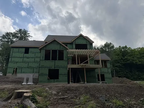 20 Hilliard Road Kensington NH 03833-5516