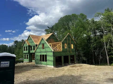 20 Hilliard Road Kensington NH 03833-5516