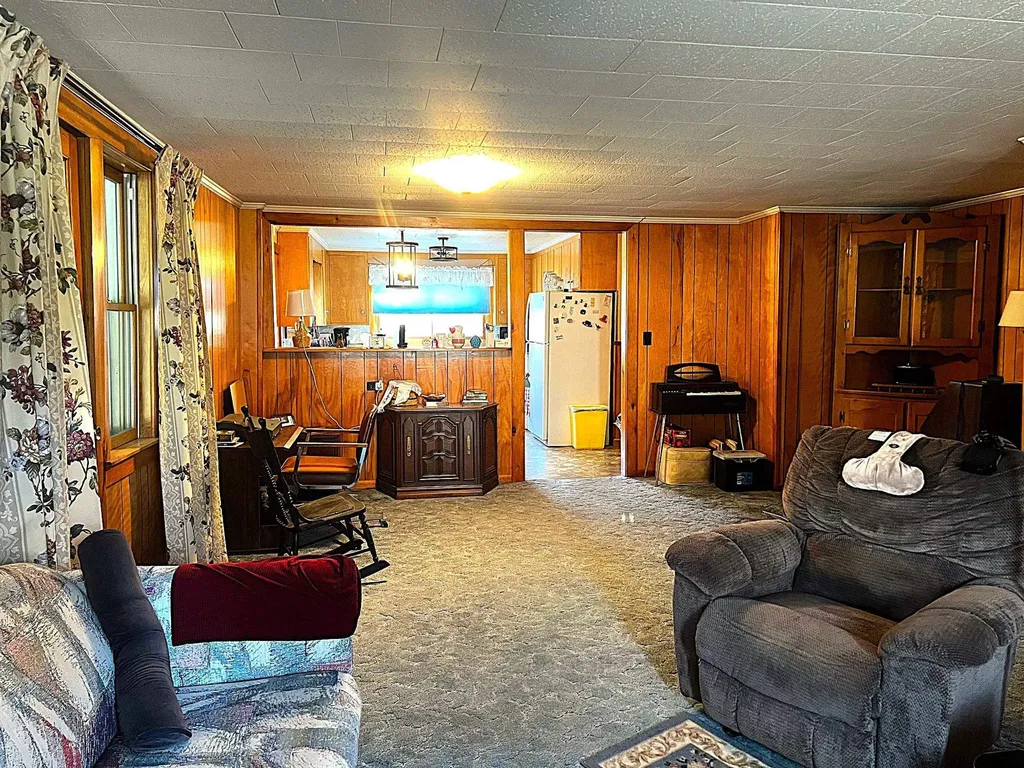 54 Franklin Road Salisbury NH 03268