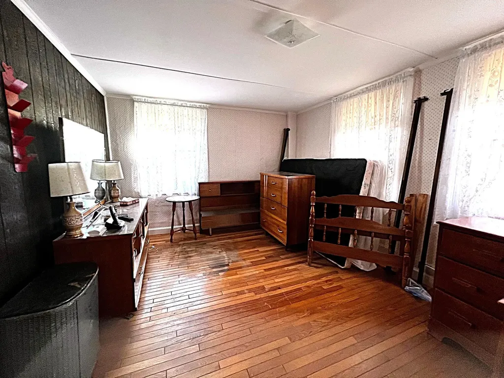 54 Franklin Road Salisbury NH 03268