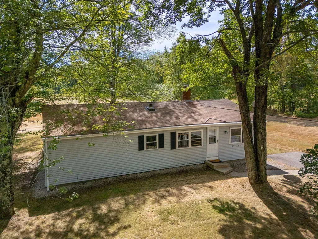 395 Greenhill Road Barrington NH 03825