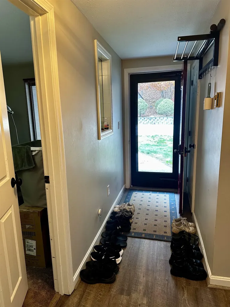 22 Essex Green Court Merrimack NH 03054